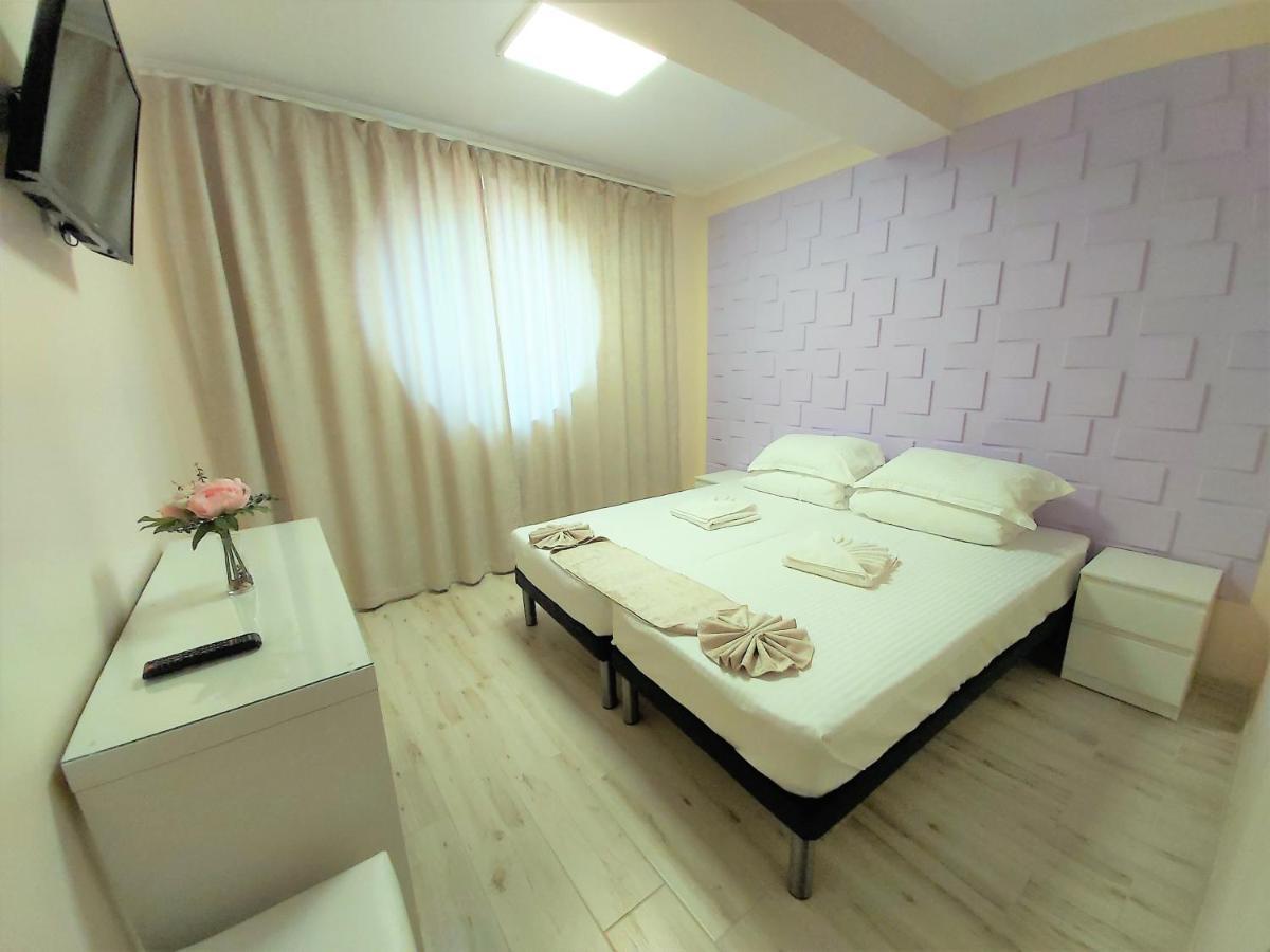 Camere De Inchiriat Băltenii de Sus מראה חיצוני תמונה