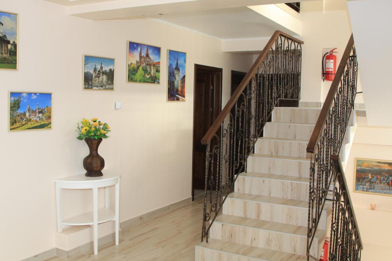 Camere De Inchiriat Băltenii de Sus מראה חיצוני תמונה